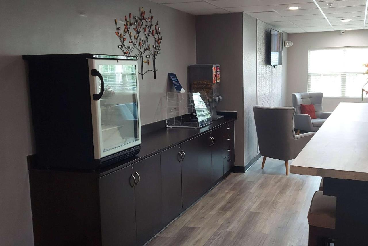 | Microtel Inn & Suites by Wyndham Hoover/Birmingham