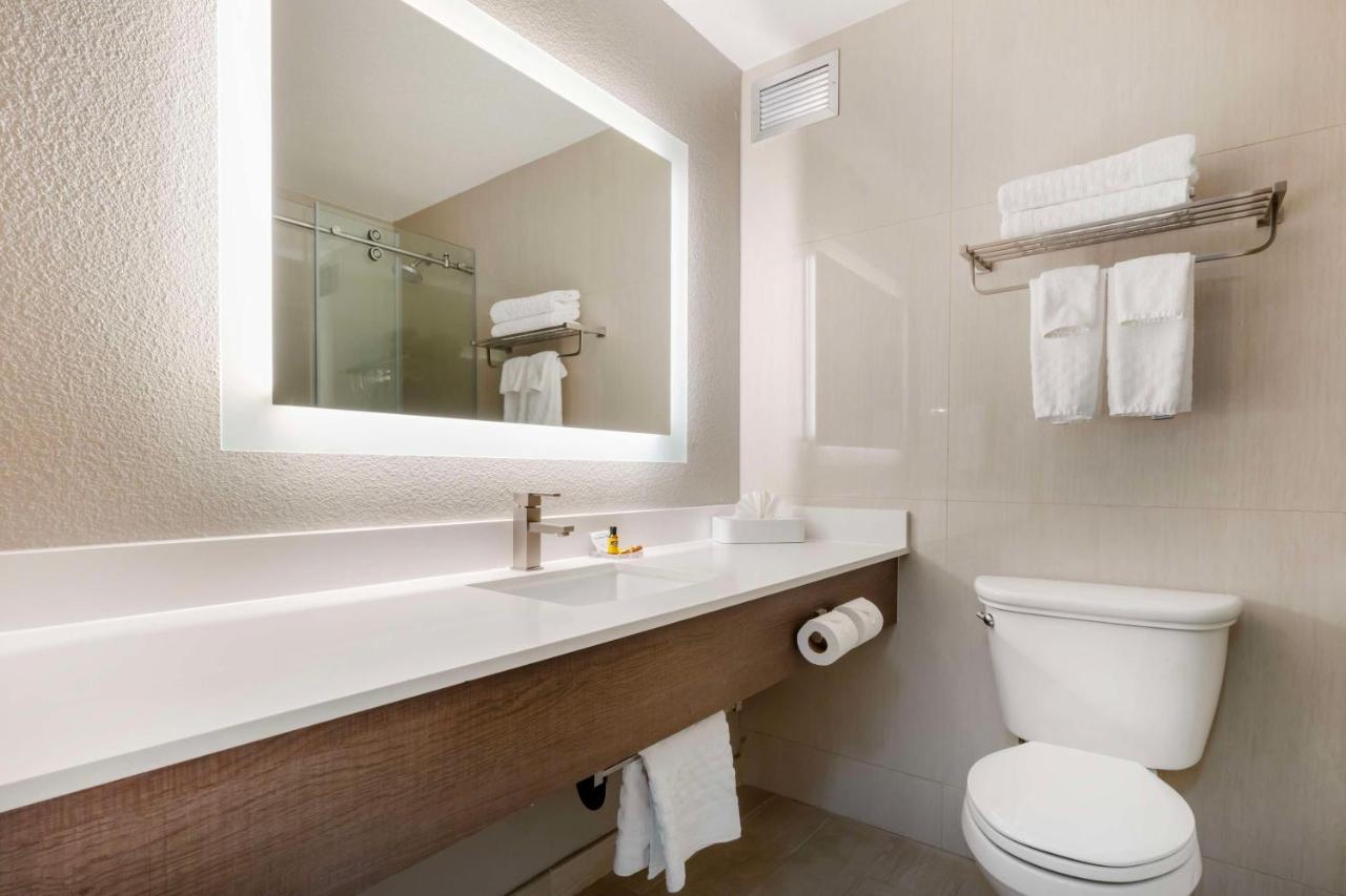 Queen Suite with Two Queen Beds at Best Western Plus Sparks-Reno Hotel