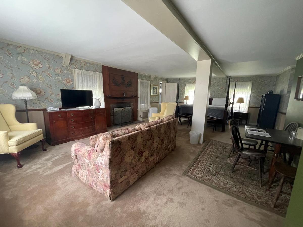 | Arlington Inn & Spa