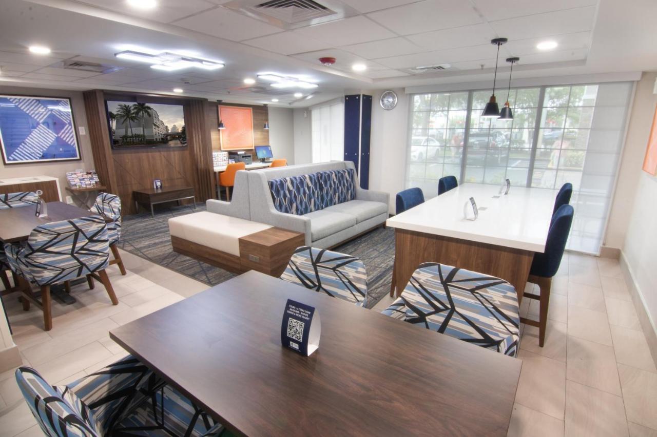 | Holiday Inn Express & Suites Ft. Lauderdale Airport West, an IHG Hotel