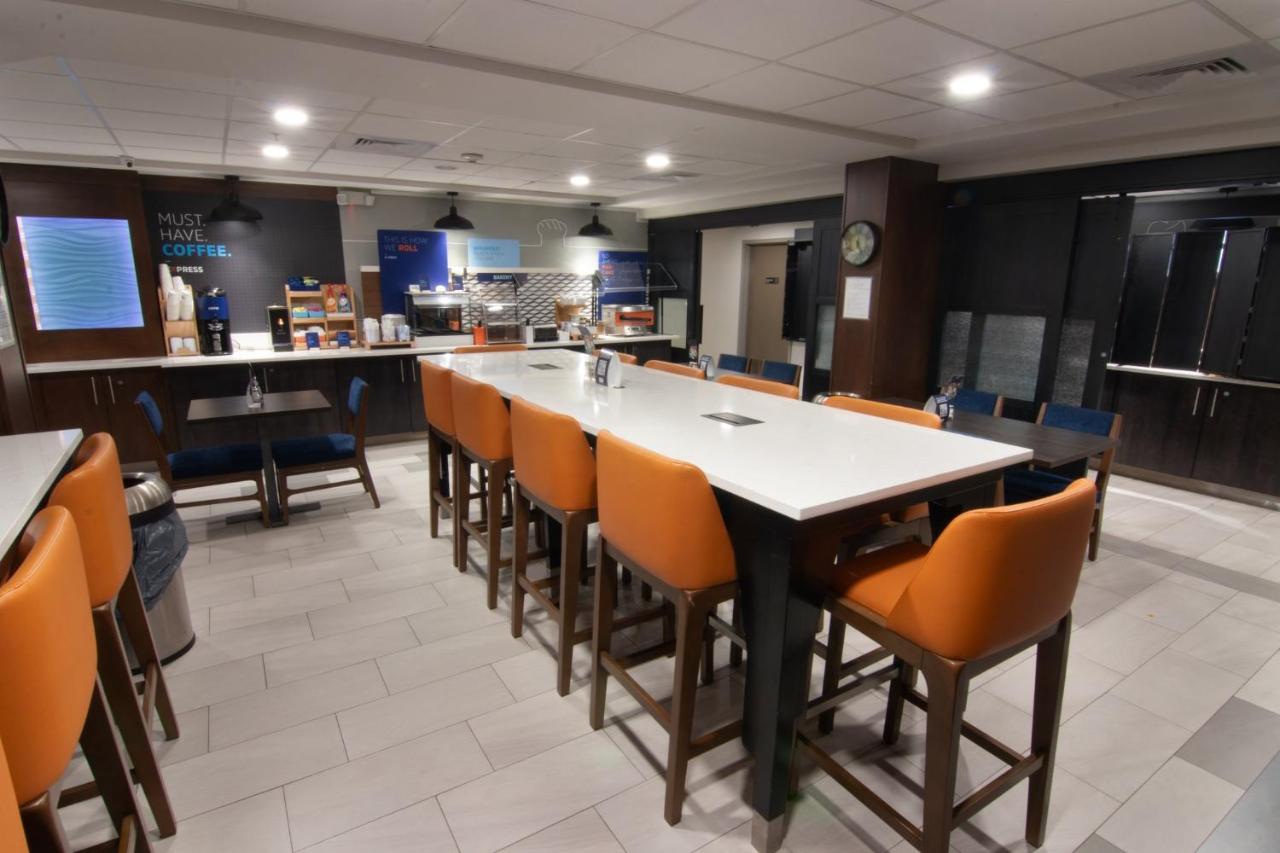  | Holiday Inn Express & Suites Ft. Lauderdale Airport West, an IHG Hotel