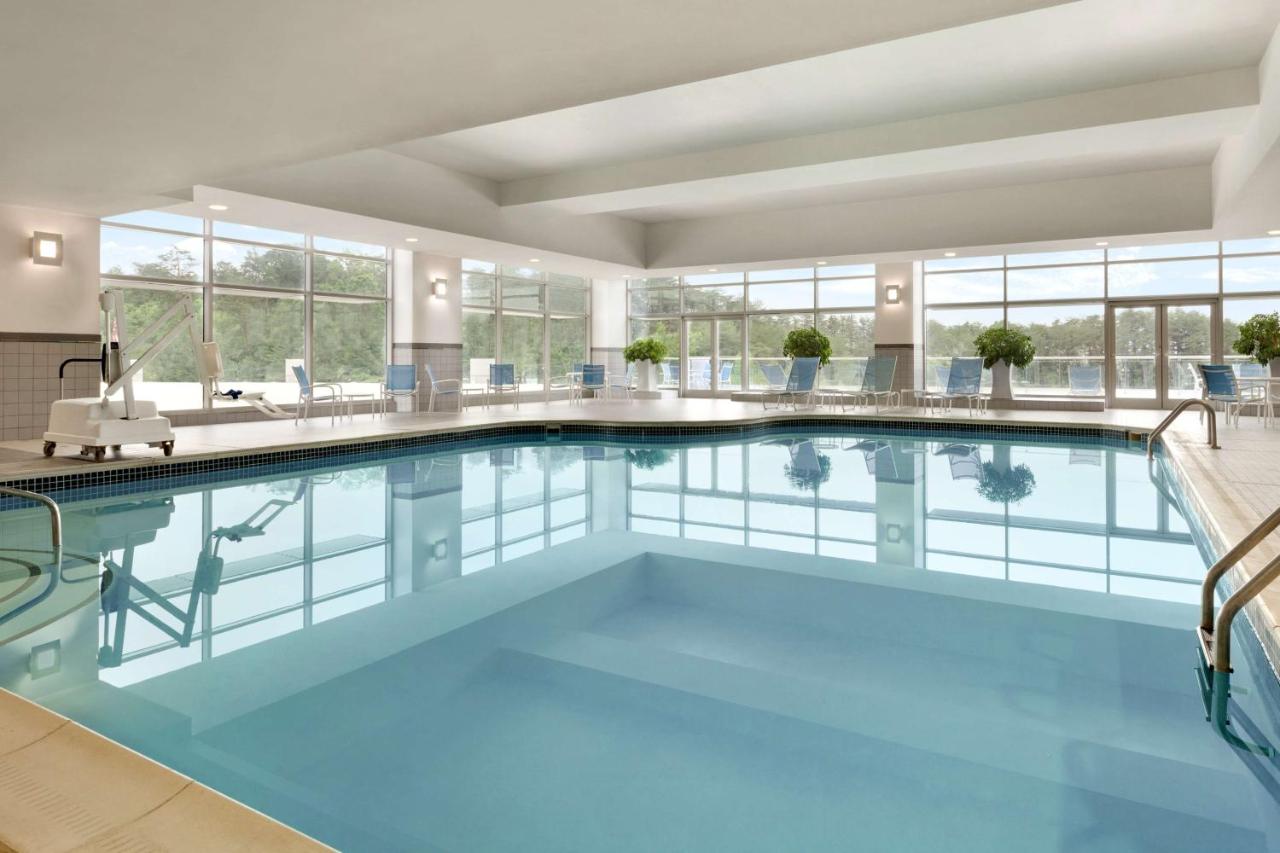 | Hilton Baltimore BWI Airport