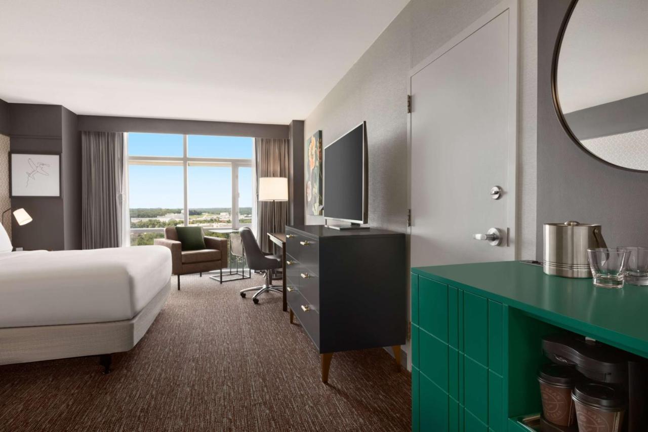 | Hilton Baltimore BWI Airport
