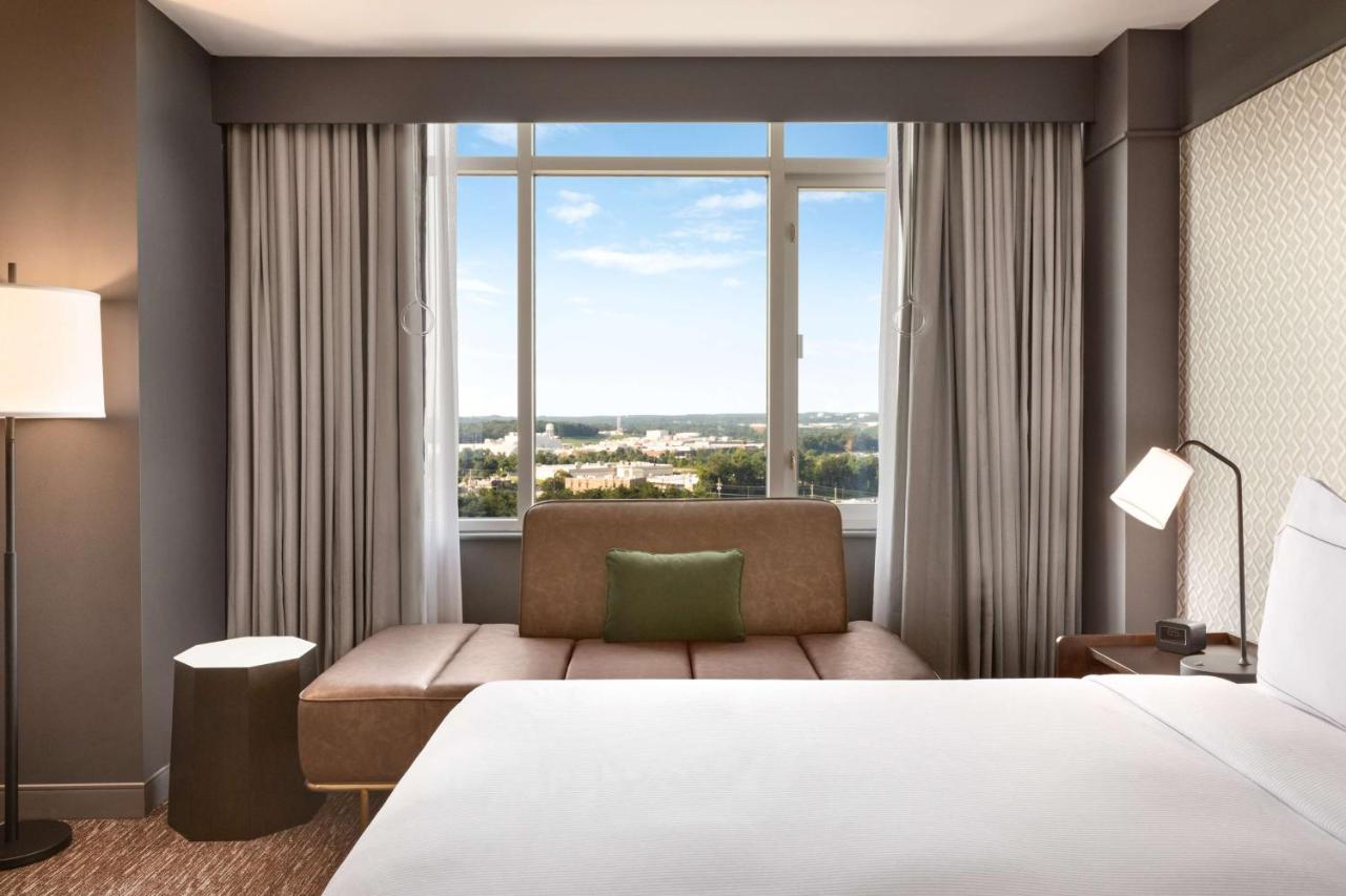 | Hilton Baltimore BWI Airport