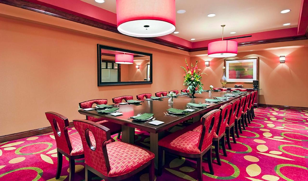| Embassy Suites Murfreesboro - Hotel & Conference Center