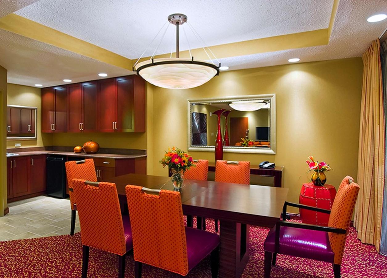  | Embassy Suites Murfreesboro - Hotel & Conference Center