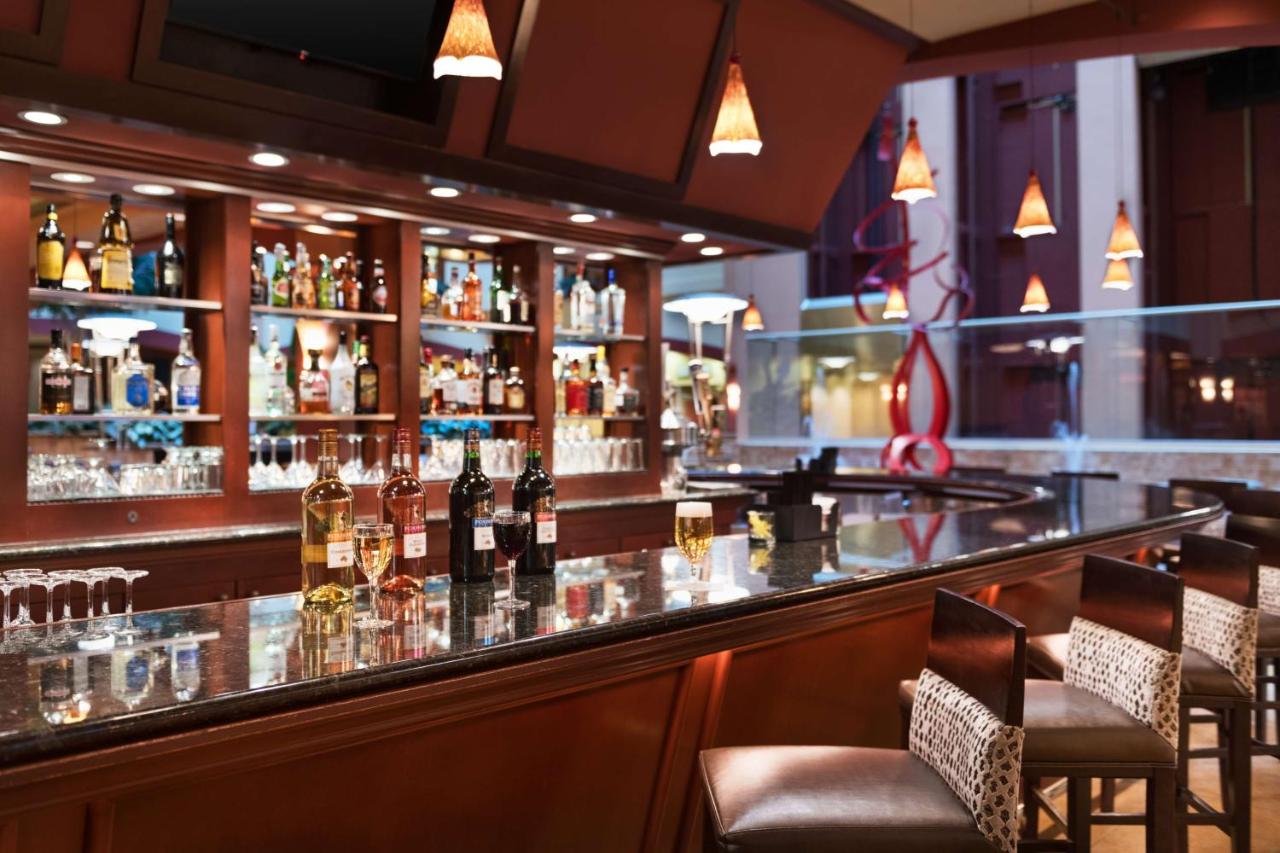 | Embassy Suites Murfreesboro - Hotel & Conference Center