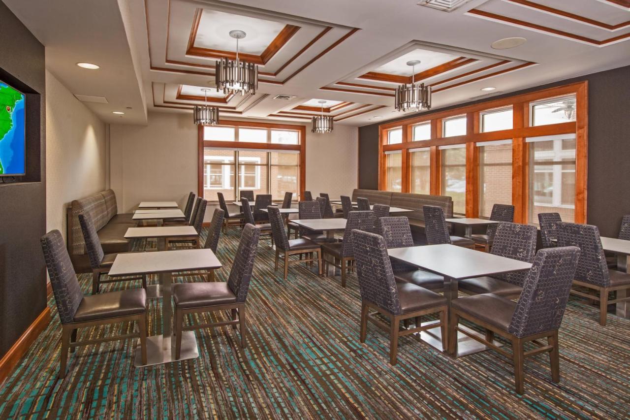 | Residence Inn by Marriott Chesapeake Greenbrier