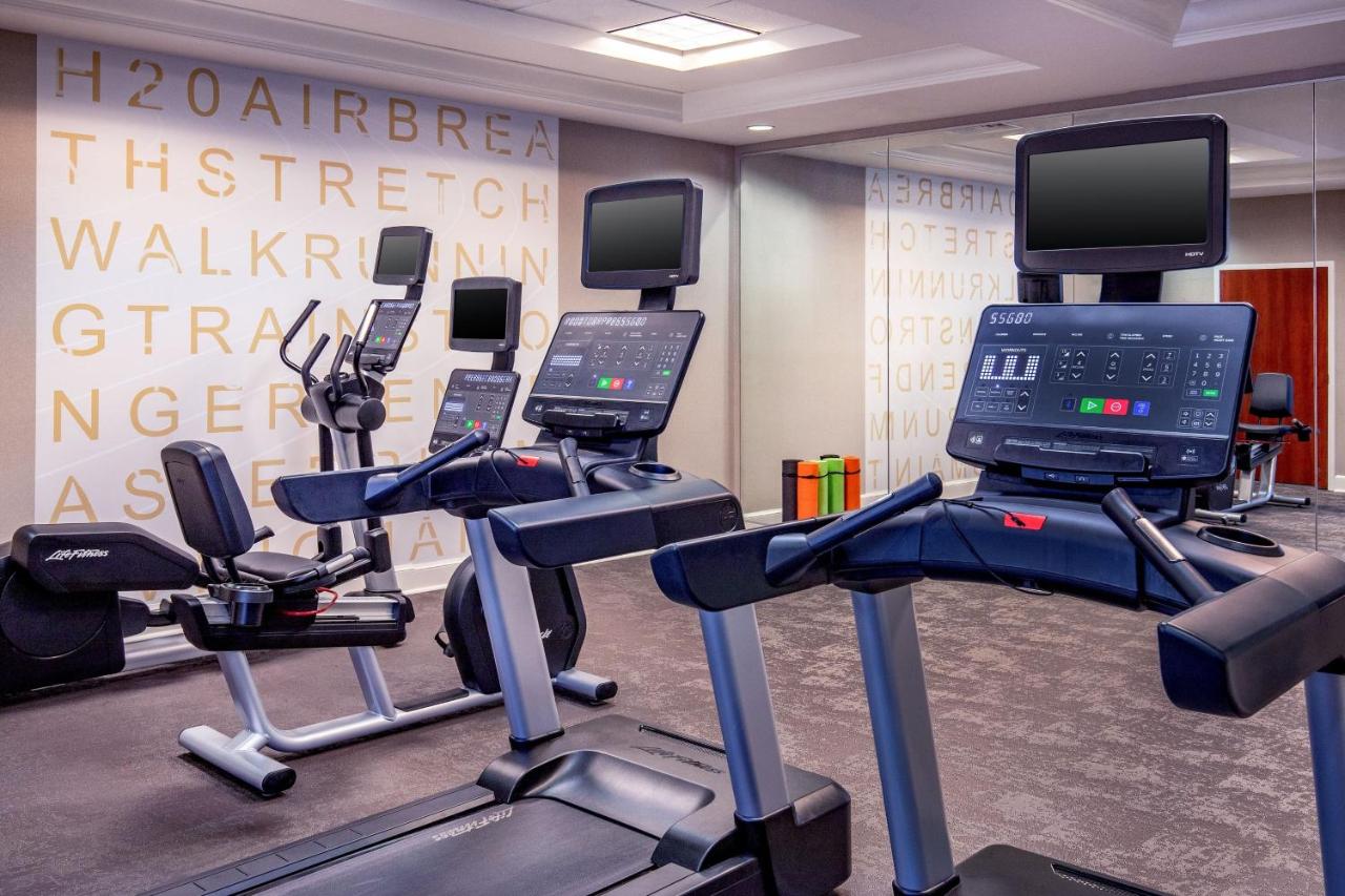 | Residence Inn by Marriott Chesapeake Greenbrier
