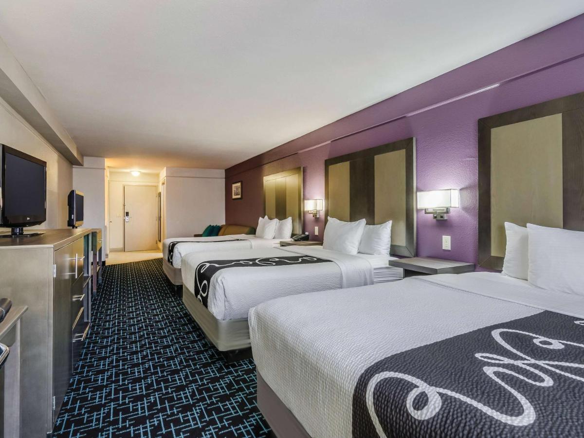 Deluxe Family Studio Suite with Three Queen Beds - Non-Smoking at La Quinta Inn & Suites by Wyndham Kansas City Airport