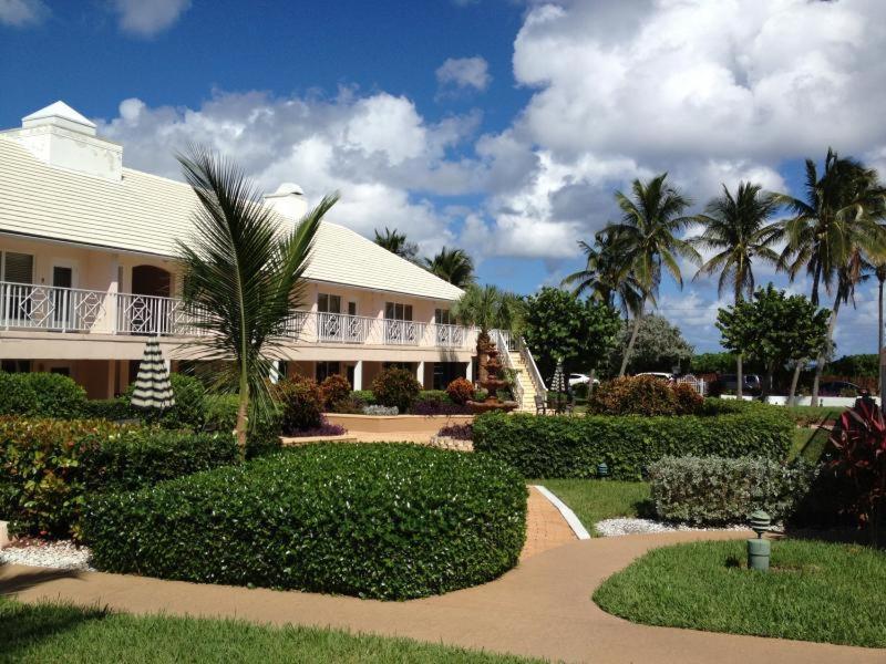  | GetAways at Dover House Resort