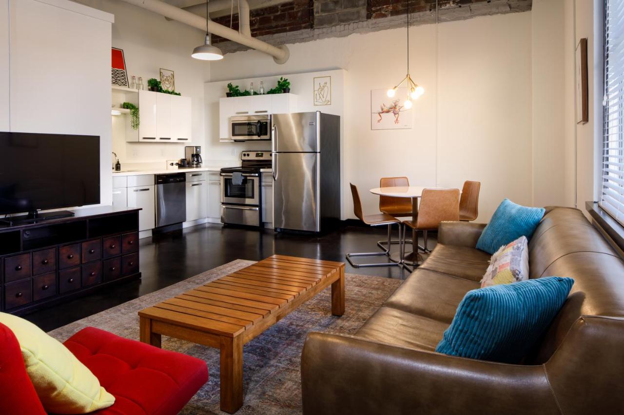 Two-Bedroom Apartment at Hotel Clemons