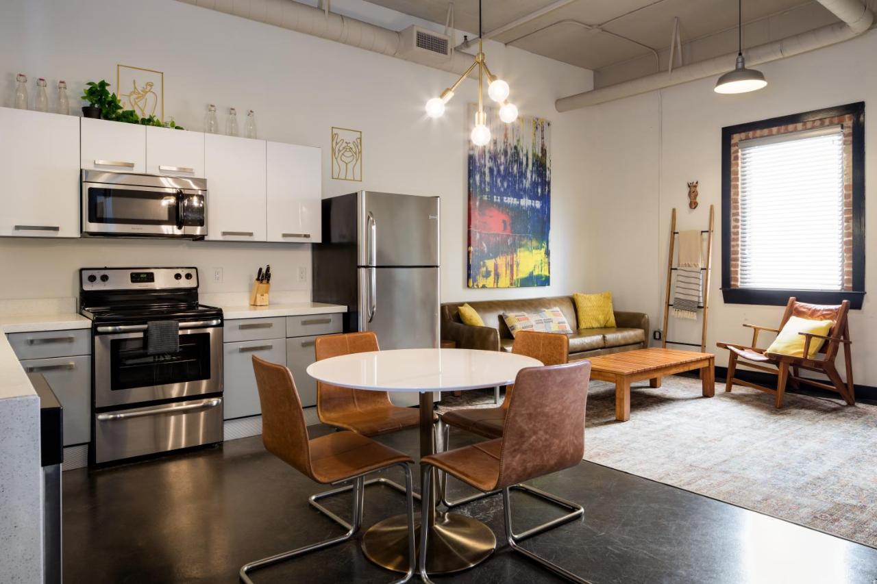 Two-Bedroom Apartment at Hotel Clemons