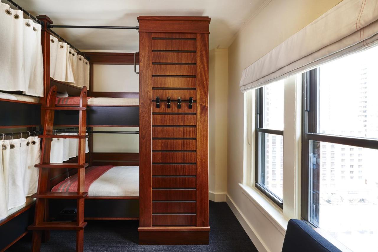 Bed in Quad at Freehand Chicago