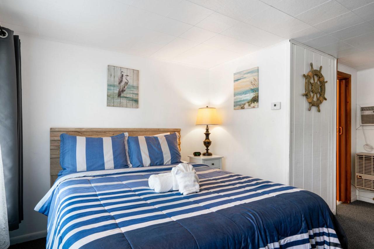 | South Arm Retreats