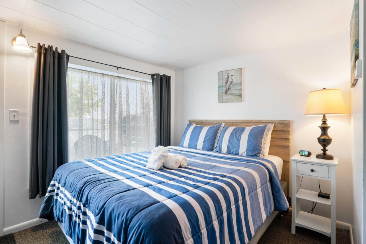 | South Arm Retreats