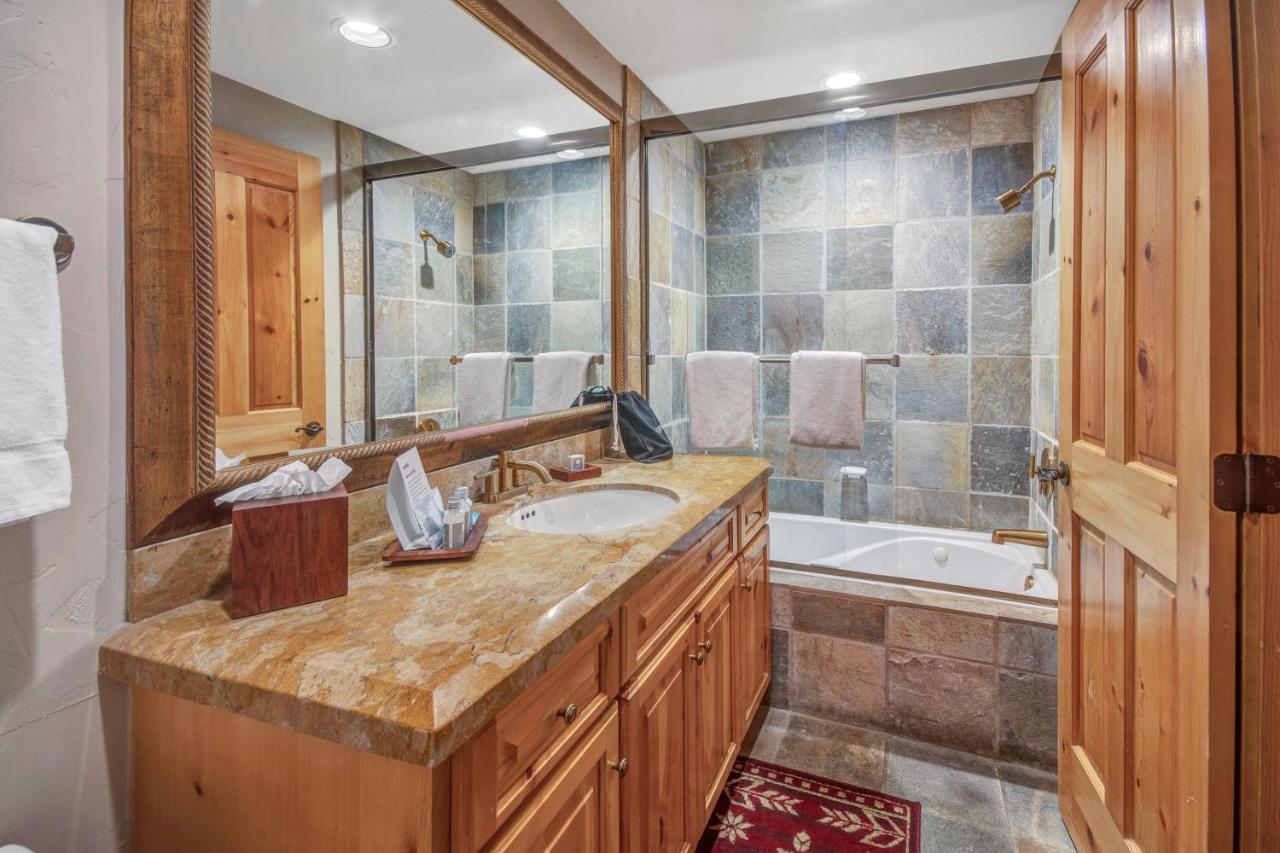  | Mountain Lodge Telluride