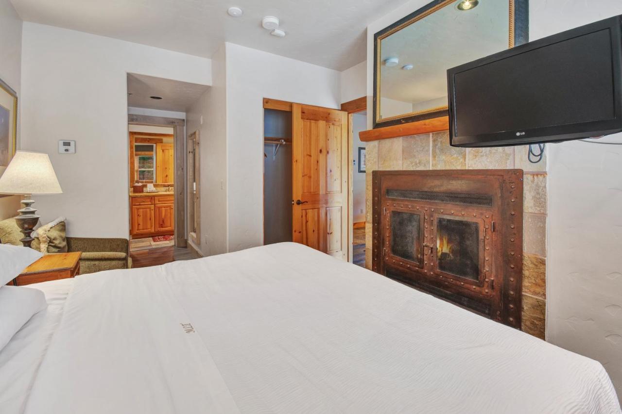  | Mountain Lodge Telluride