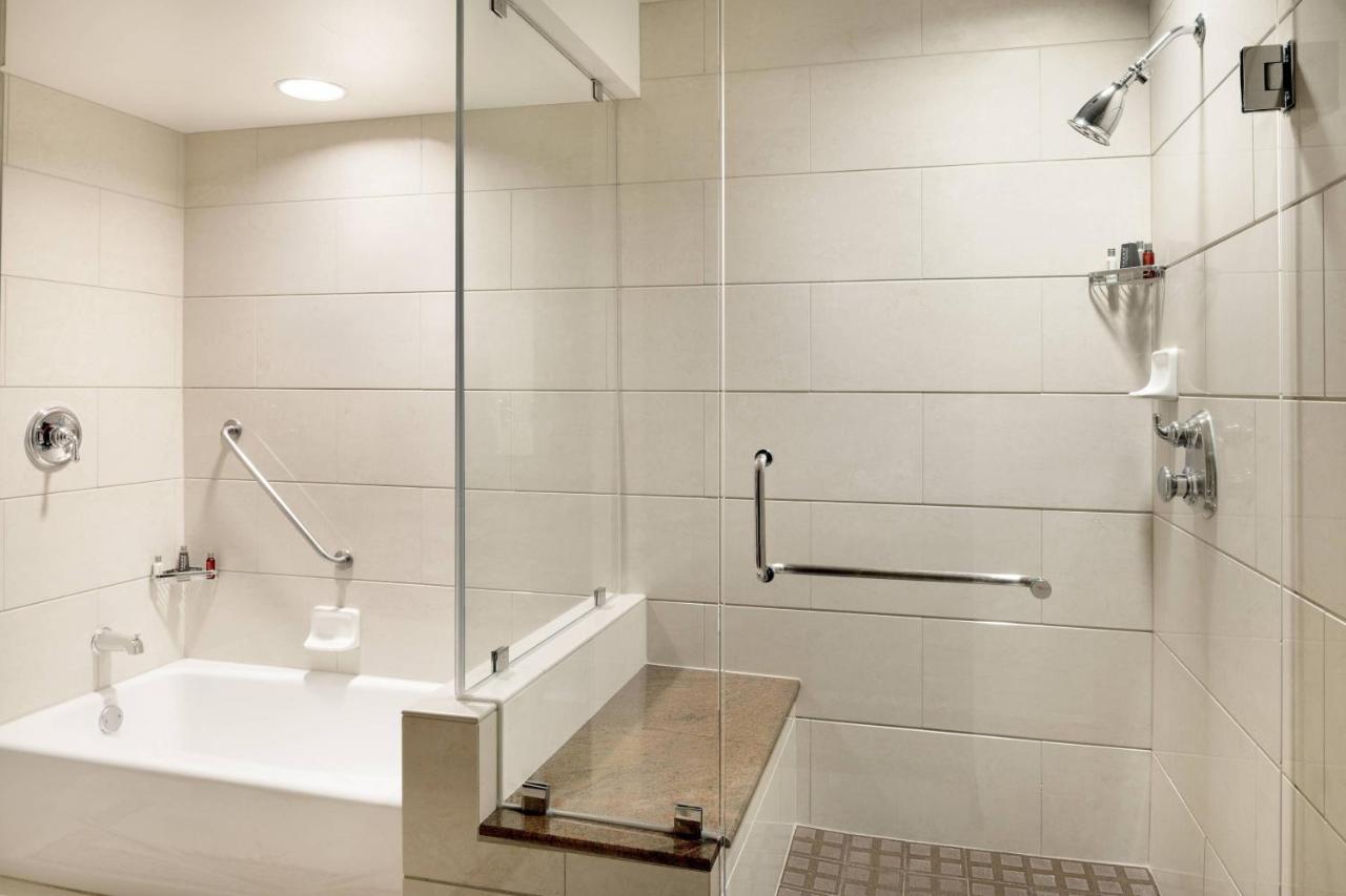 1 King, 1 Bedroom Larger Suite at San Diego Marriott Gaslamp Quarter