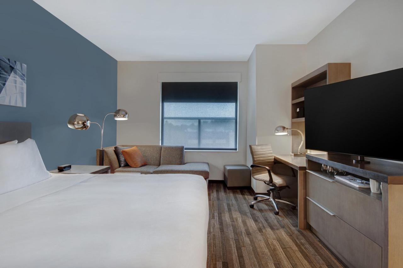 King Room at Hyatt House Mall Of America Msp Airport
