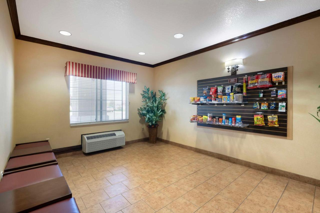  | Best Western Laramie Inn & Suites