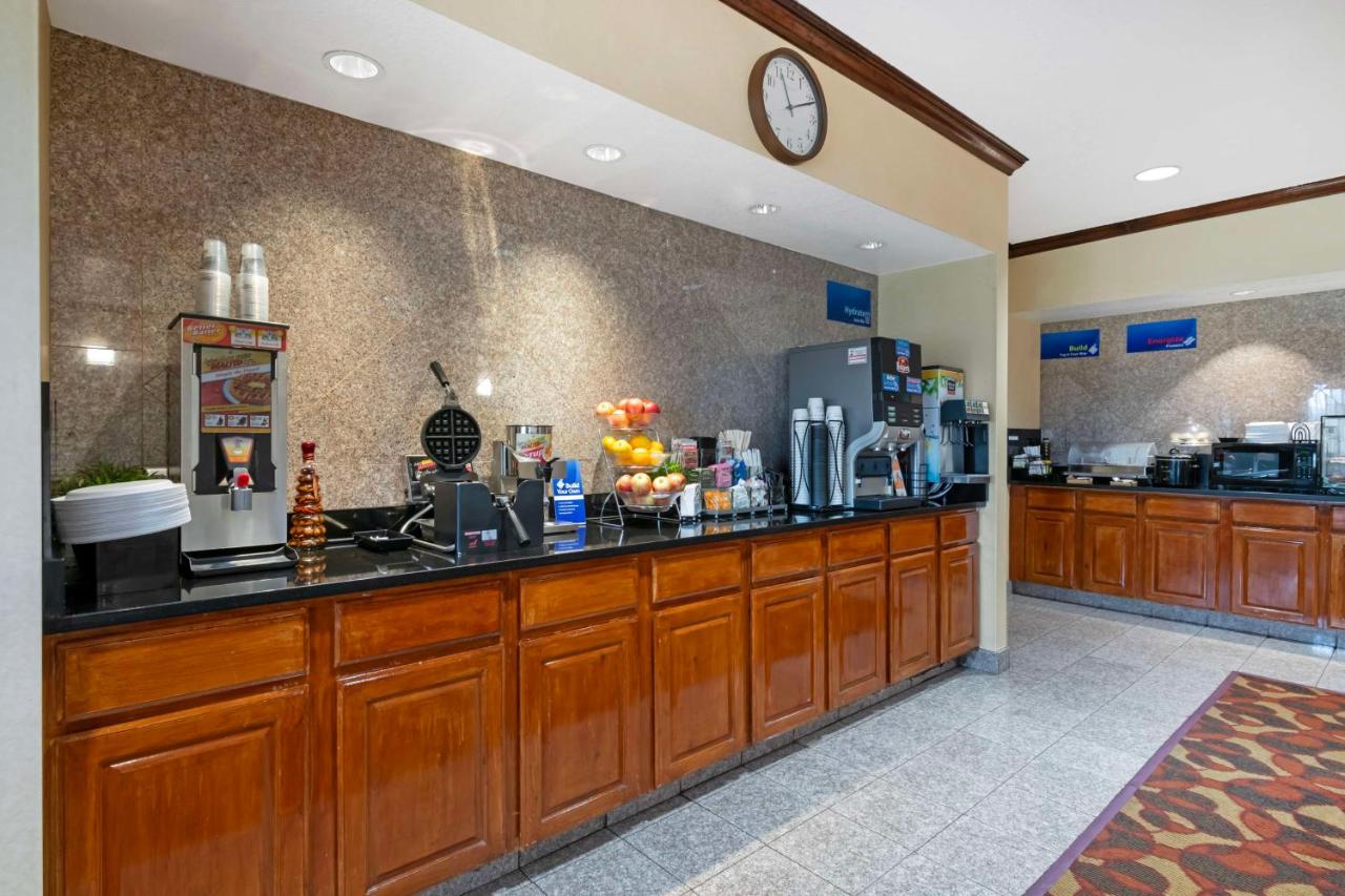  | Best Western Laramie Inn & Suites