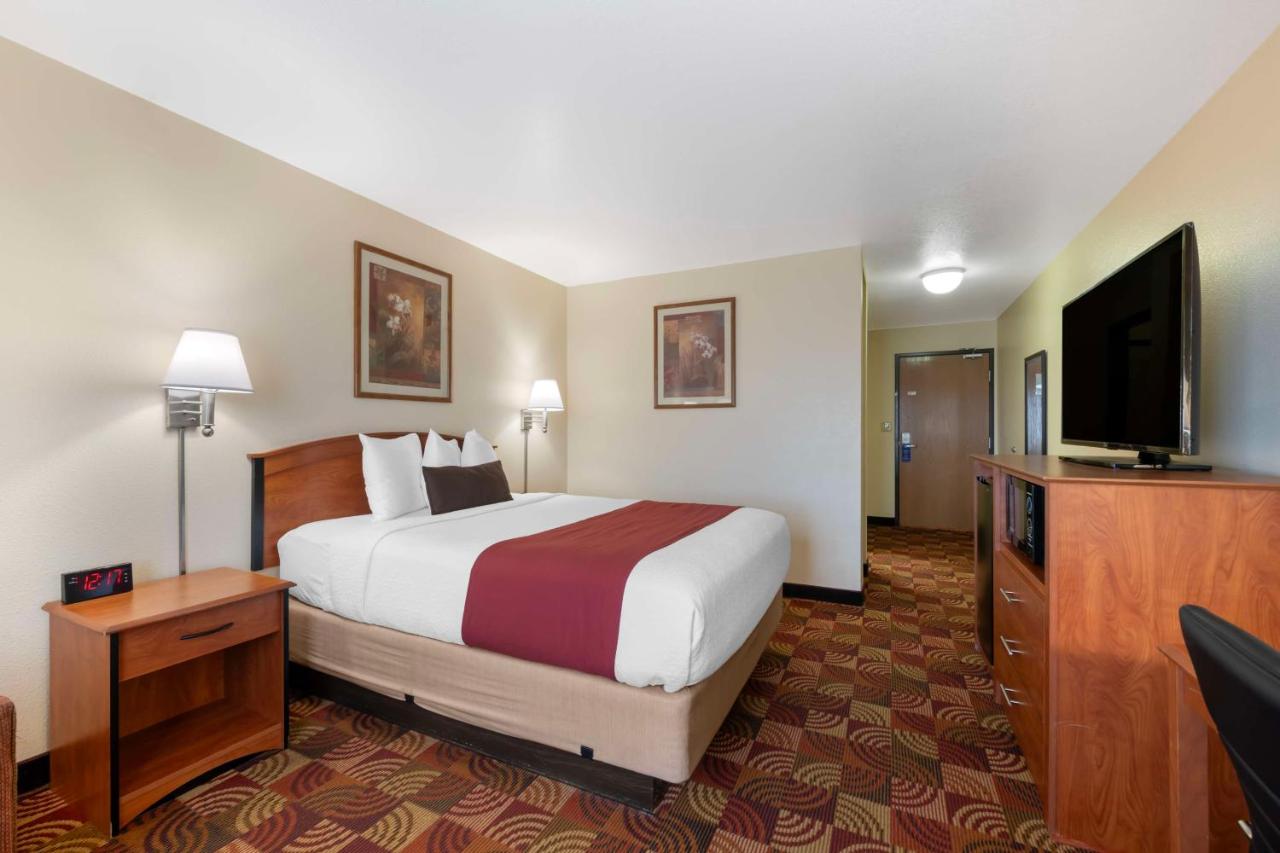  | Best Western Laramie Inn & Suites