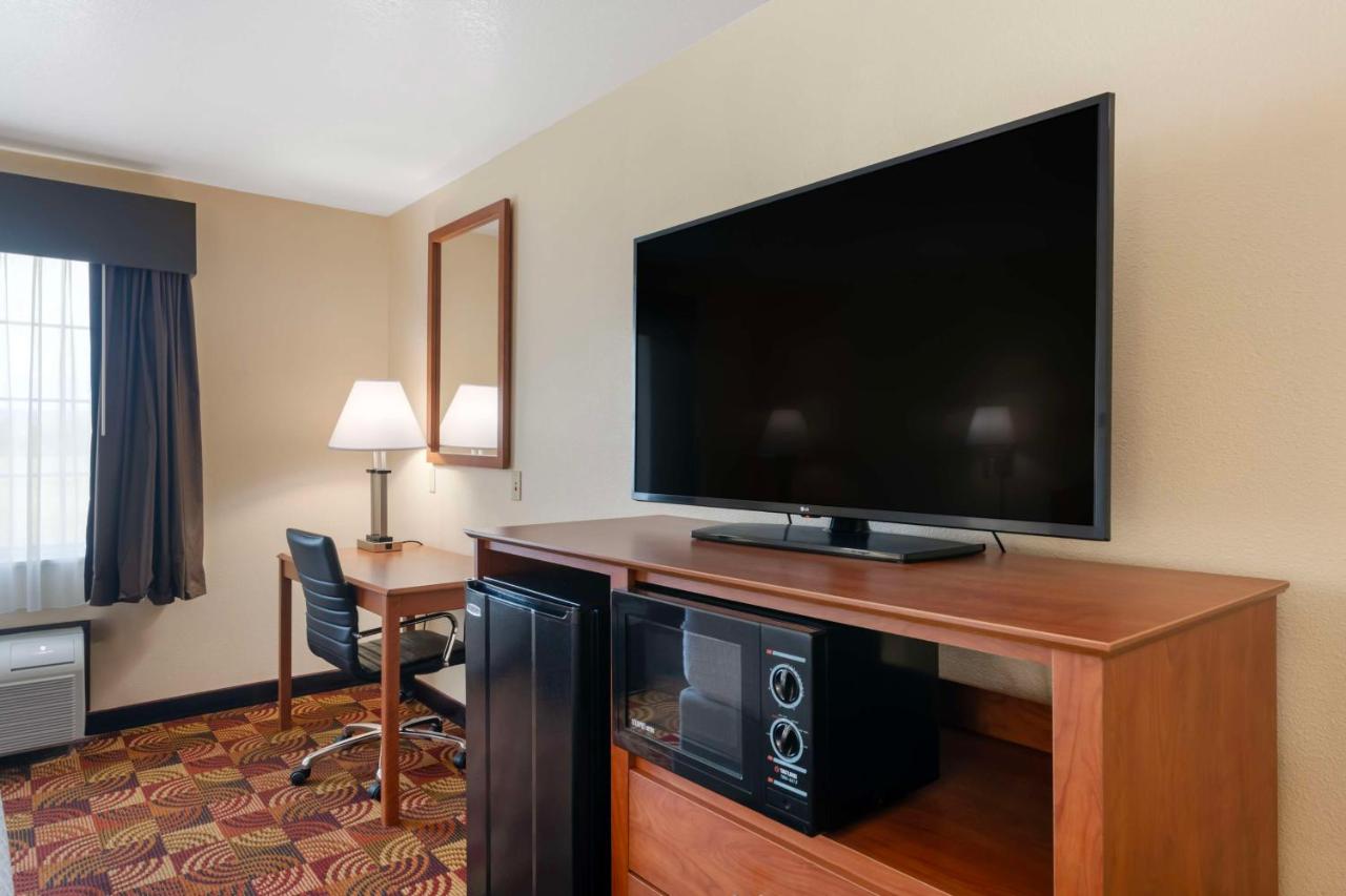  | Best Western Laramie Inn & Suites