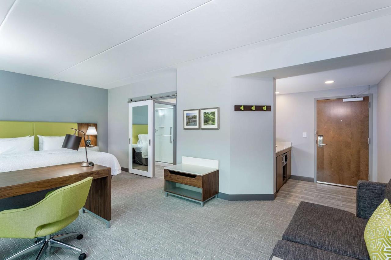 Executive King Suite - Non Smoking at Hampton Inn & Suites Saraland Mobile