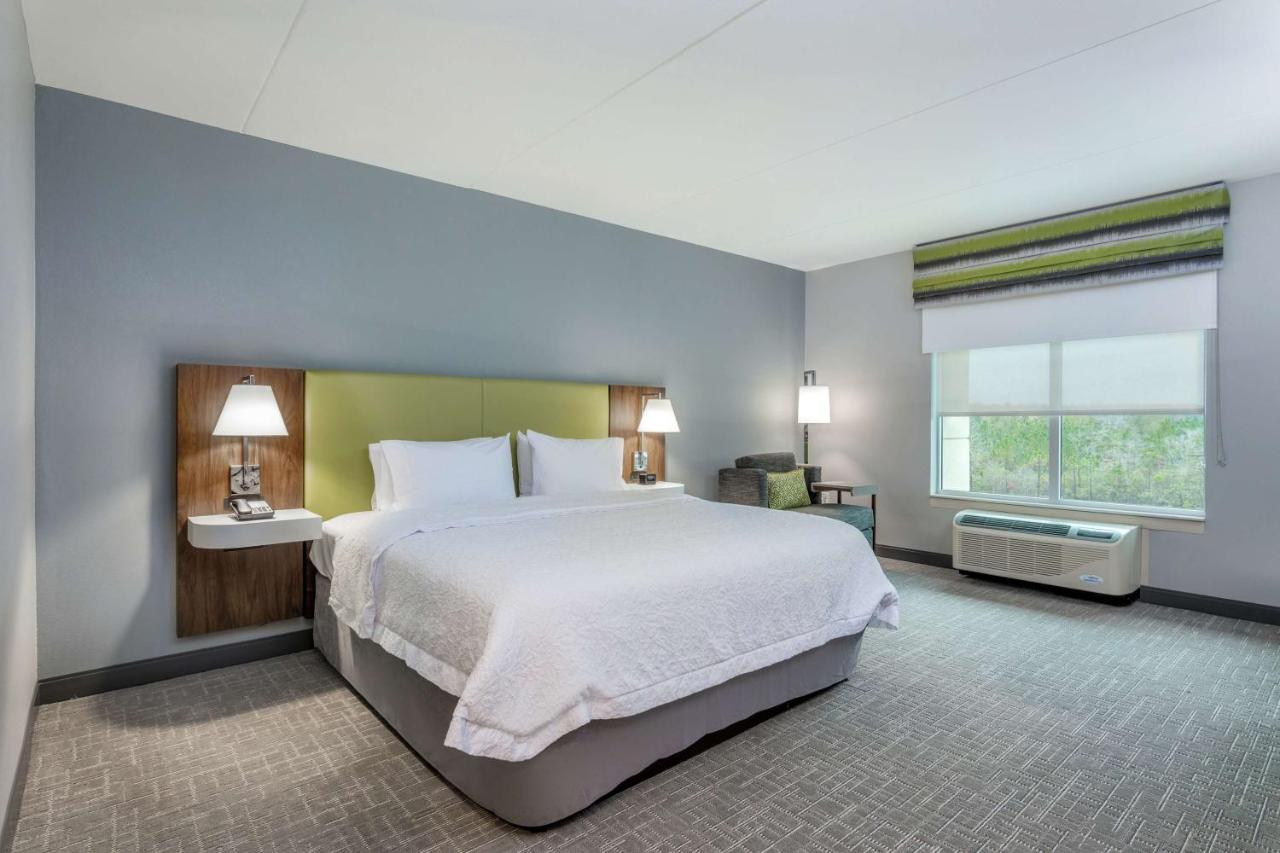 King Room - Hearing Accessible - Non-Smoking at Hampton Inn & Suites Saraland Mobile