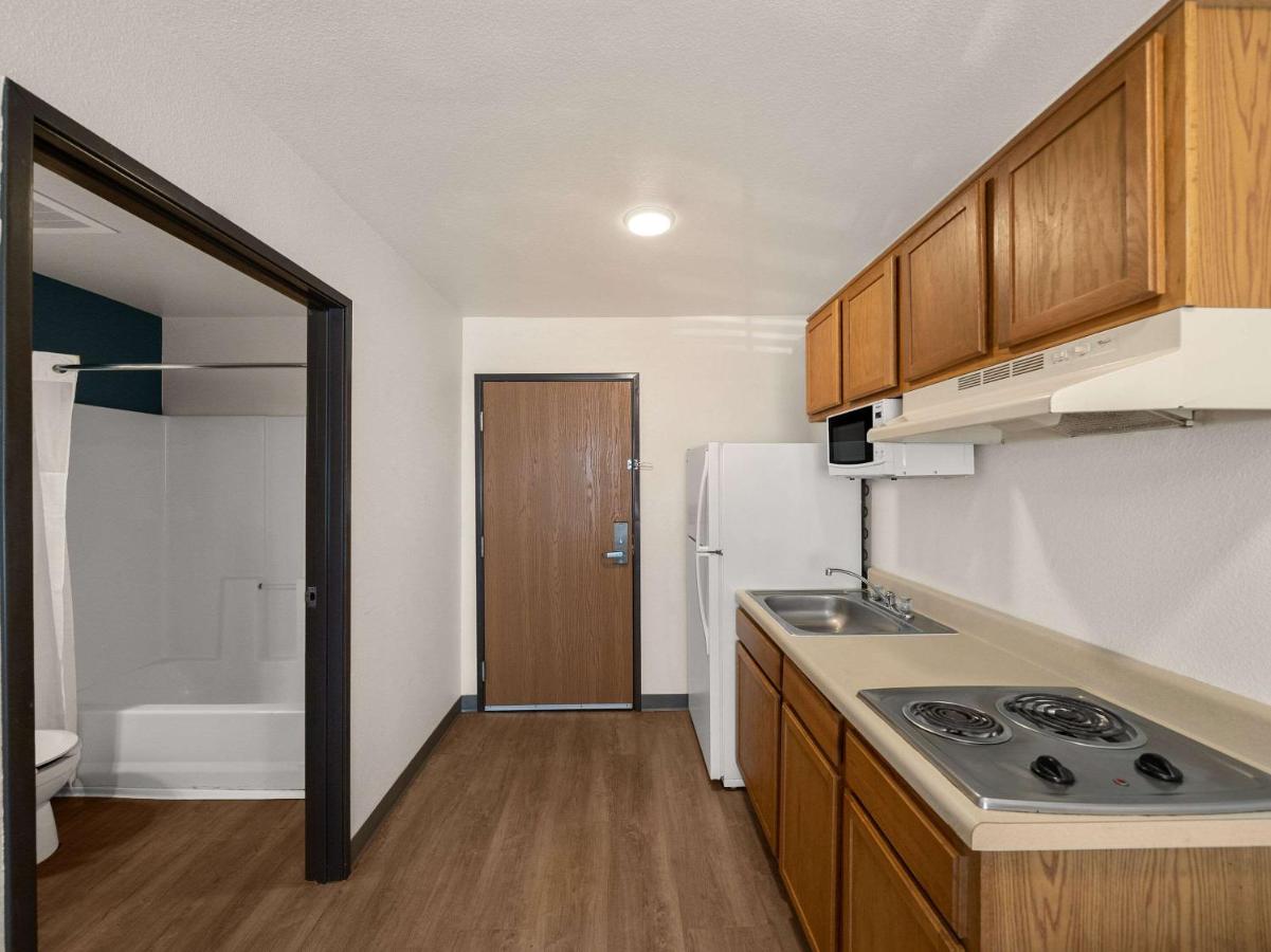 Standard Double Room - Accessible/Non-Smoking at WoodSpring Suites Rockwall-East Dallas