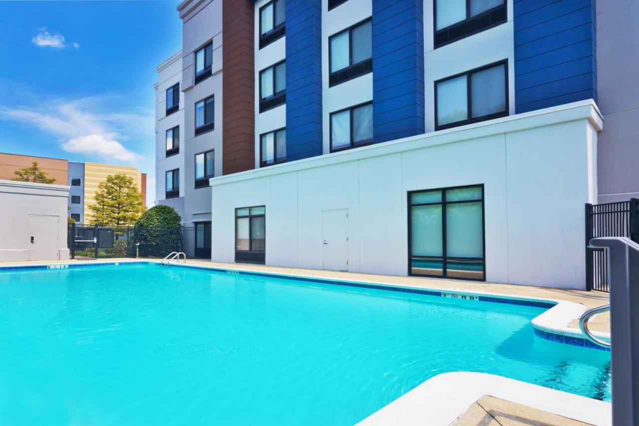 | SpringHill Suites Birmingham Colonnade