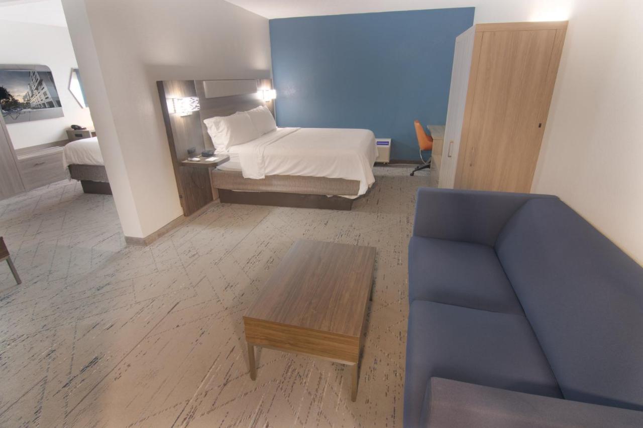 Two-Bedroom Suite with Two King Beds at Holiday Inn Express & Suites Ft. Lauderdale Airport West by IHG