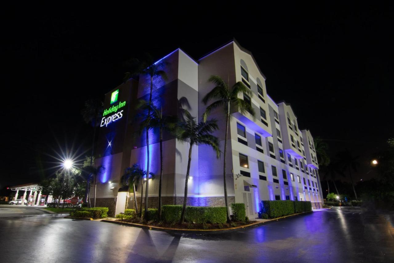  | Holiday Inn Express & Suites Ft. Lauderdale Airport West, an IHG Hotel