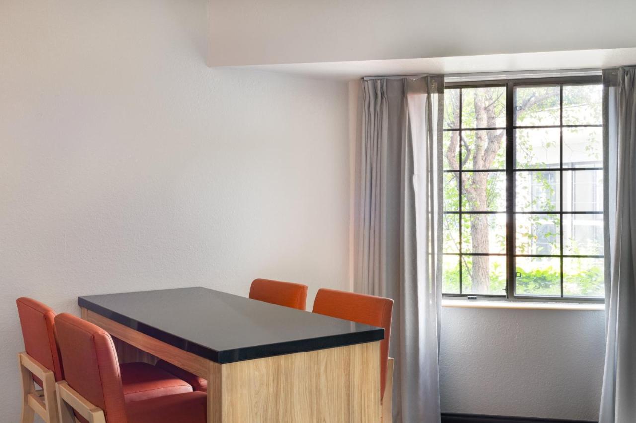 One-Bedroom Queen Suite with Sofa Bed - Non-Smoking at Candlewood Suites Eagan Arpt South - Mall Area by IHG