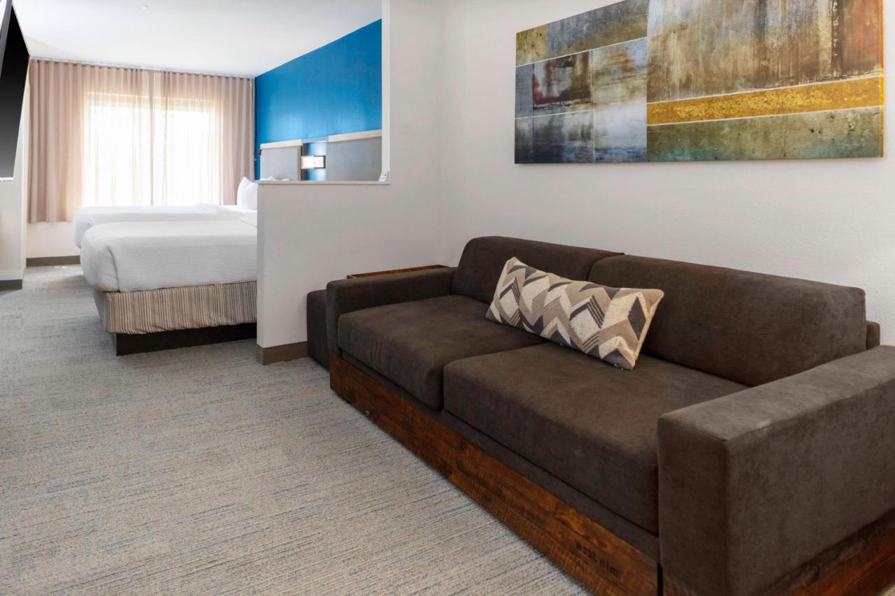 Queen Room with Two Queen Beds and Sofa Bed at Springhill Suites By Marriott Baton Rouge South