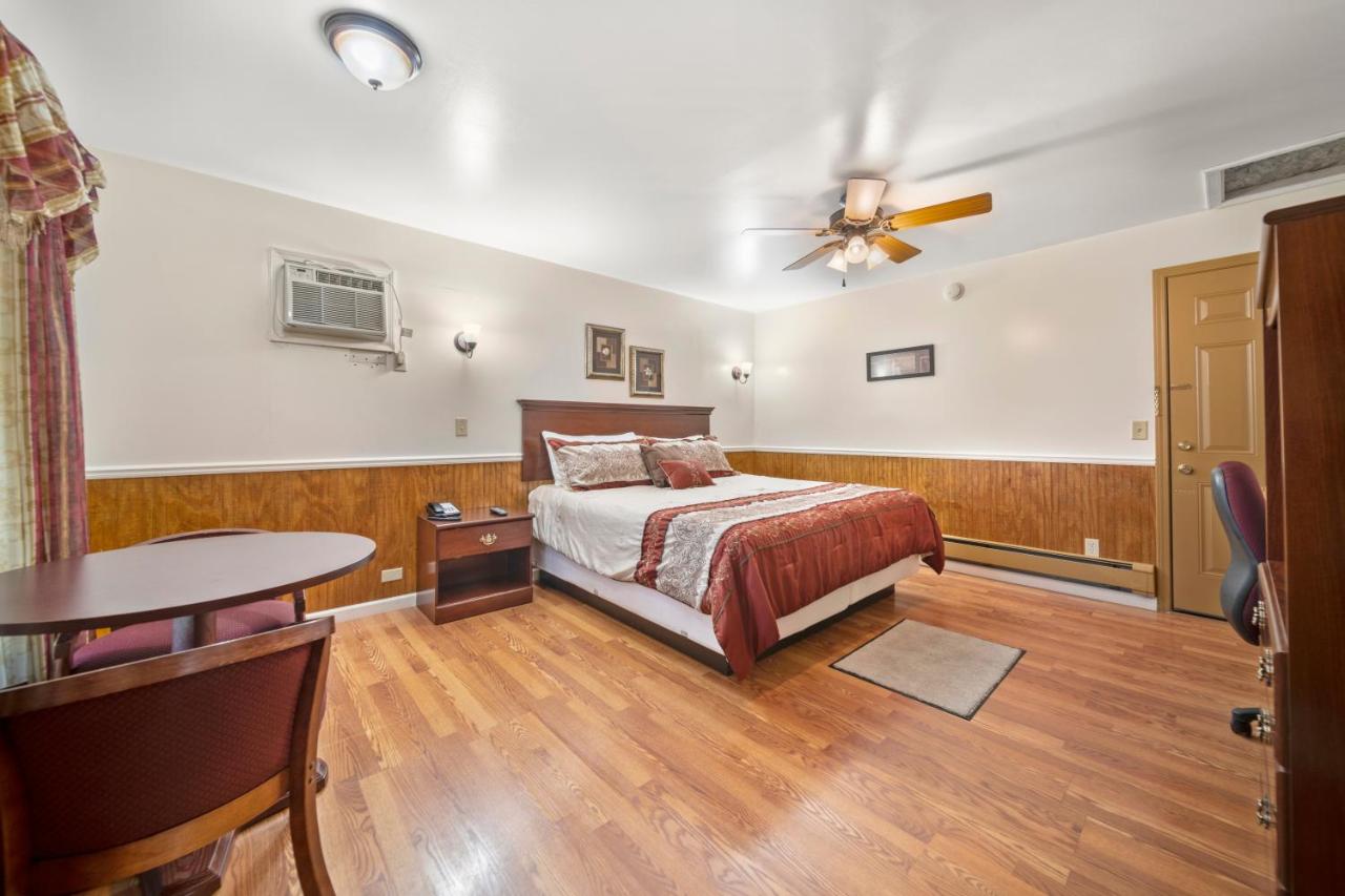 | Kingsway Inn
