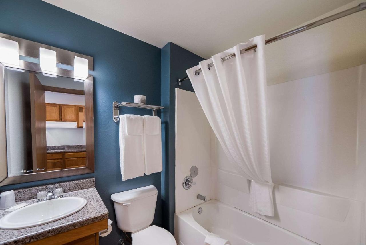 Standard Double Room - Non-Smoking at WoodSpring Suites Fort Worth Fossil Creek