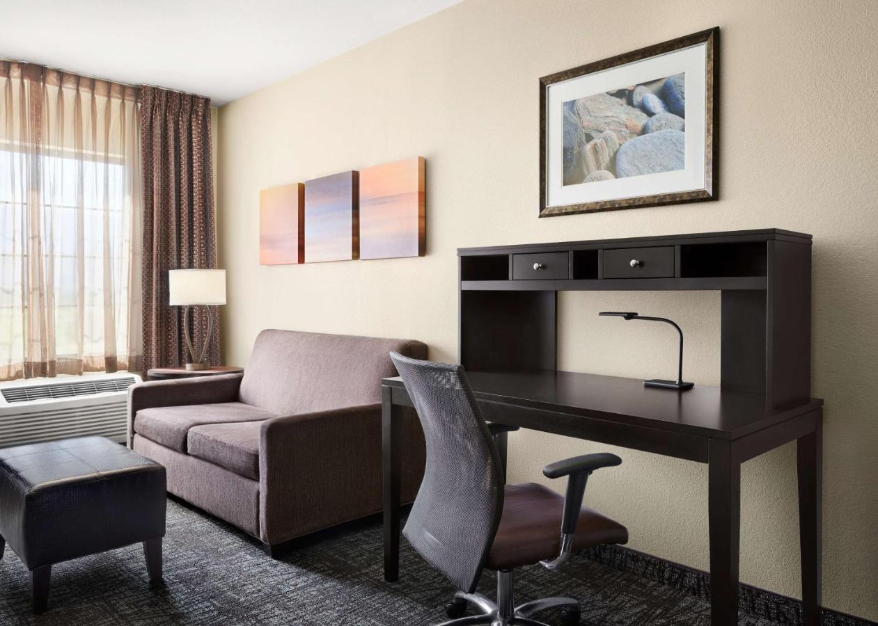 King Suite at Homewood Suites by Hilton Cathedral City Palm Springs