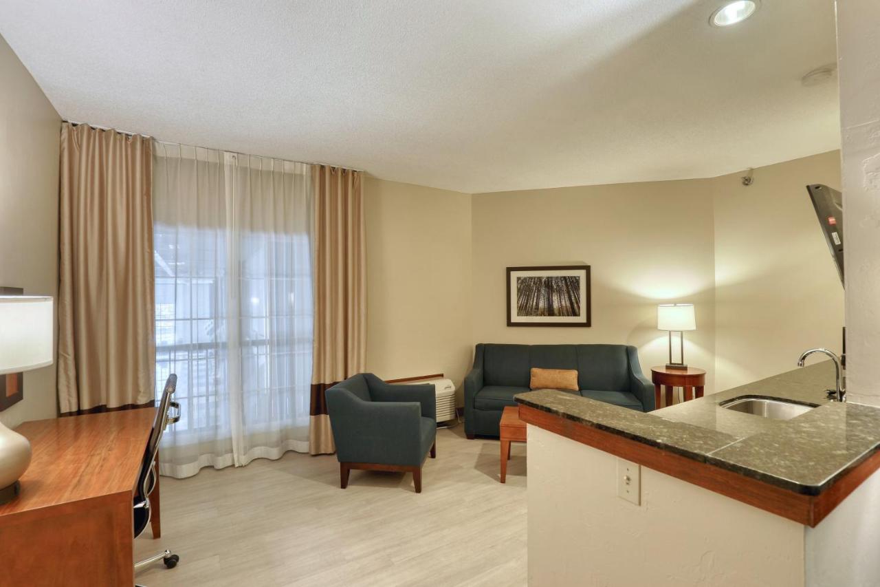 Executive King Suite - Non-Smoking at Comfort Suites Appleton Airport