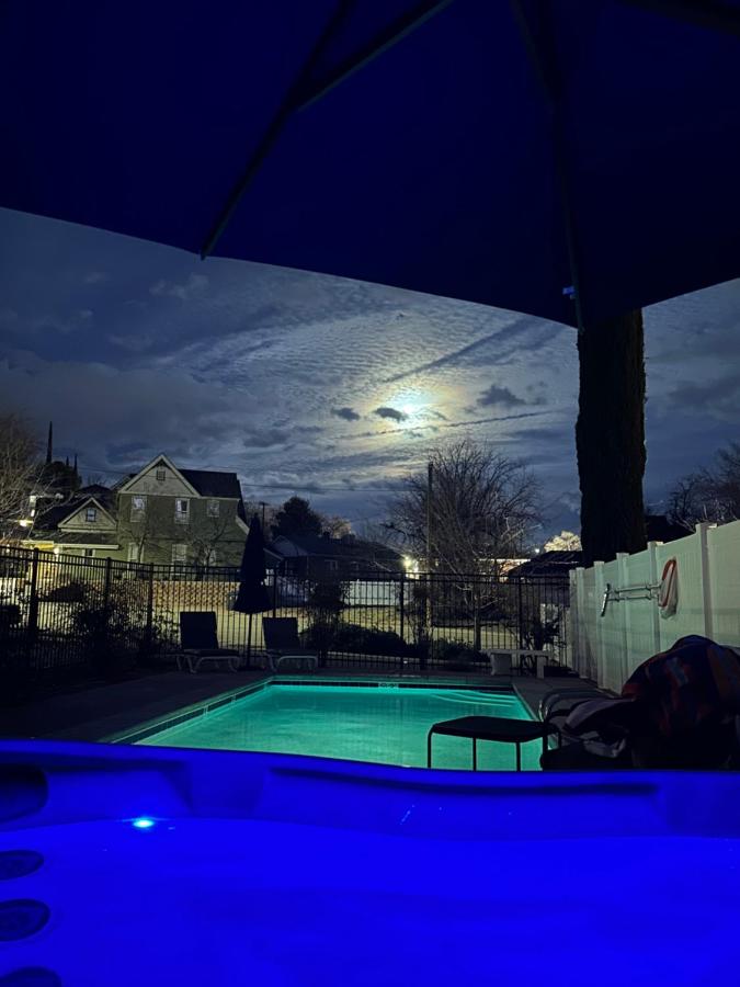 | The Cottage at 241 North