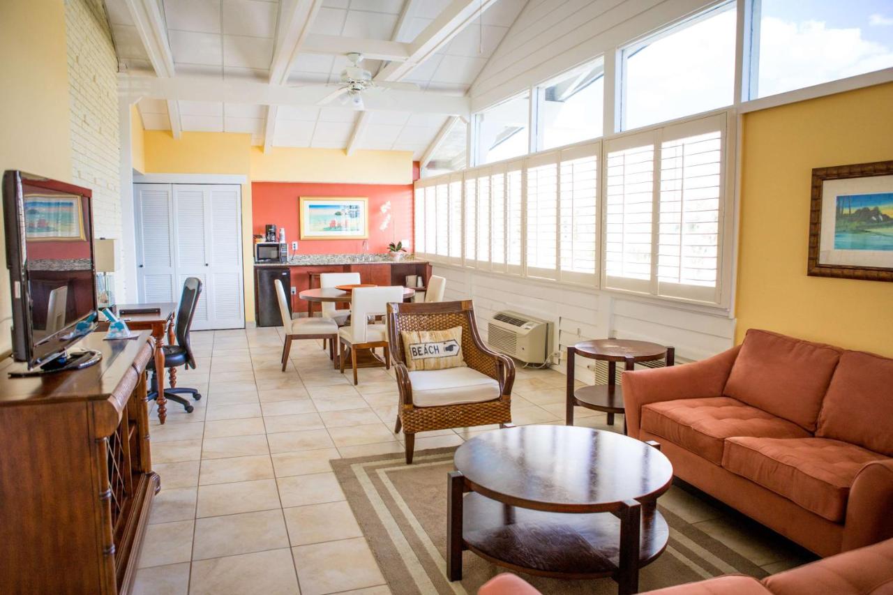  | Best Western Plus Yacht Harbor Inn