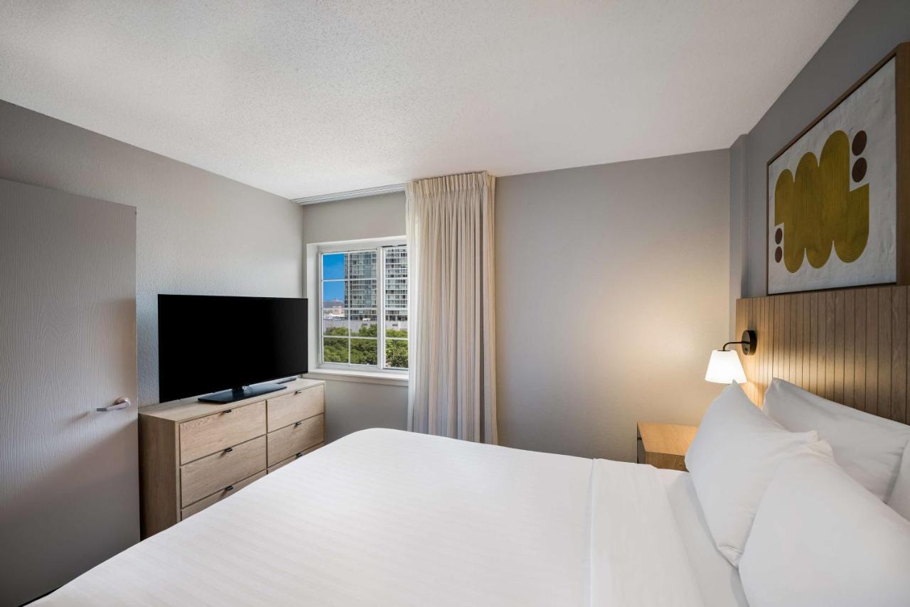 Quadruple Room at Sonesta Simply Suites Jersey City