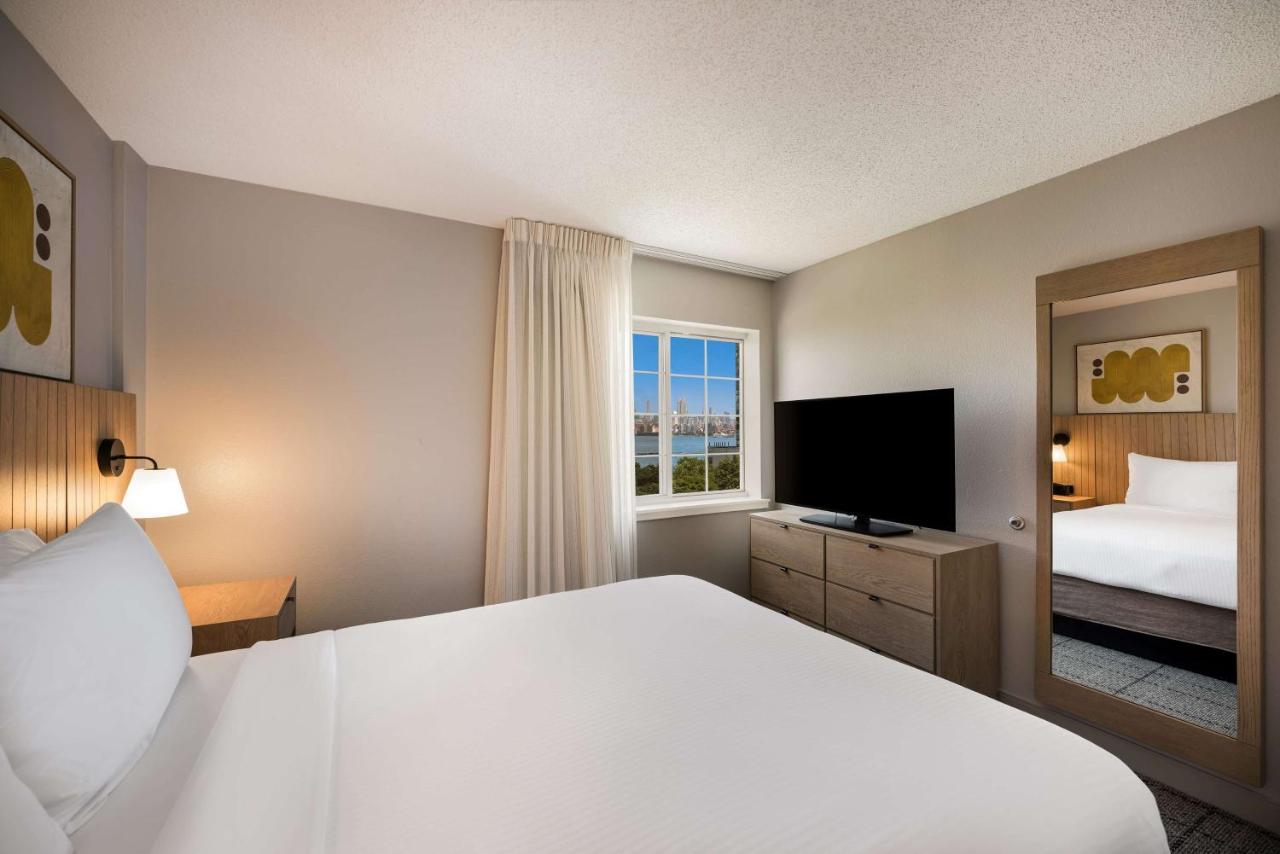 Suite at Sonesta Simply Suites Jersey City