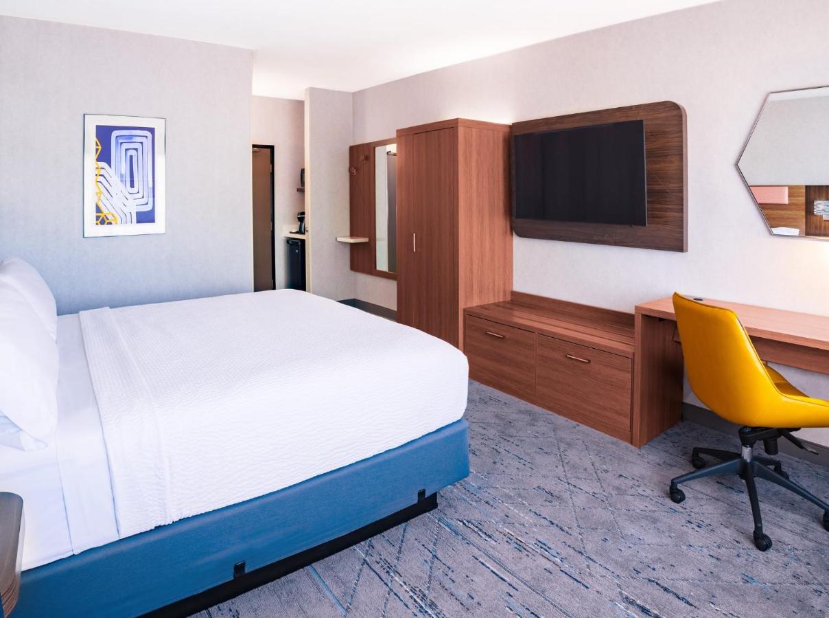 King Room - Disability Access at Holiday Inn Express La Mesa Near SDSU by IHG