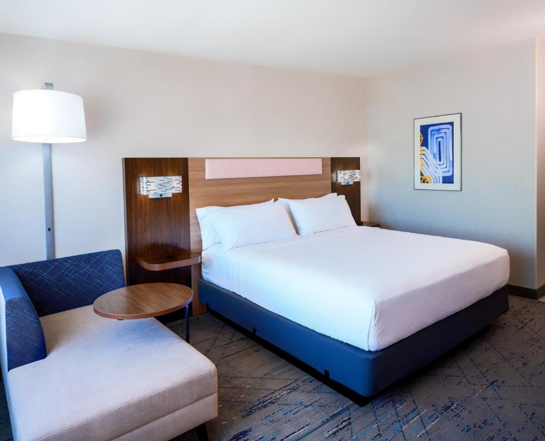 | Holiday Inn Express La Mesa Near SDSU, an IHG Hotel