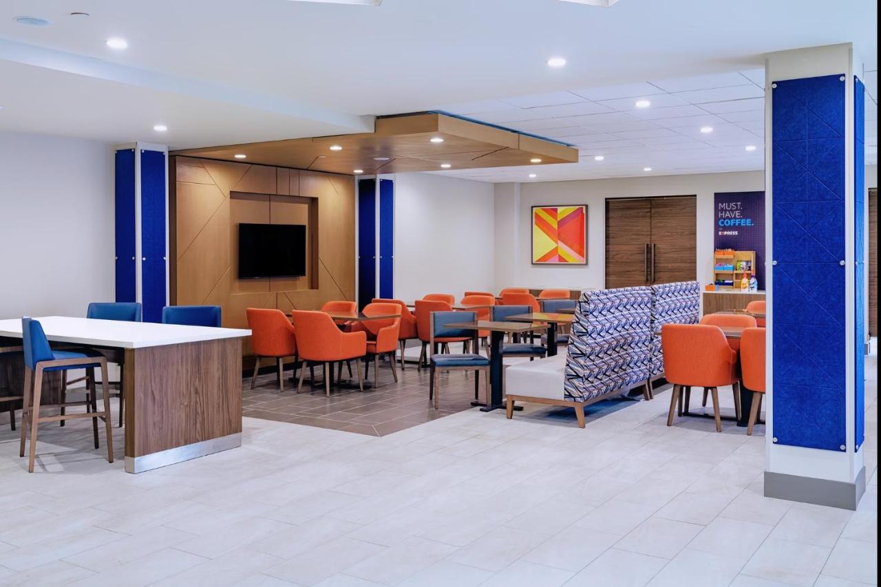 | Holiday Inn Express La Mesa Near SDSU, an IHG Hotel
