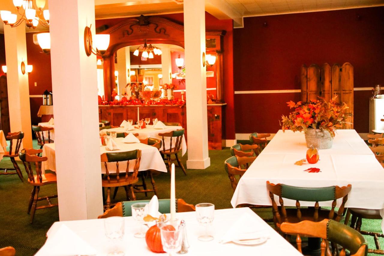 | Fullerton Inn & Restaurant