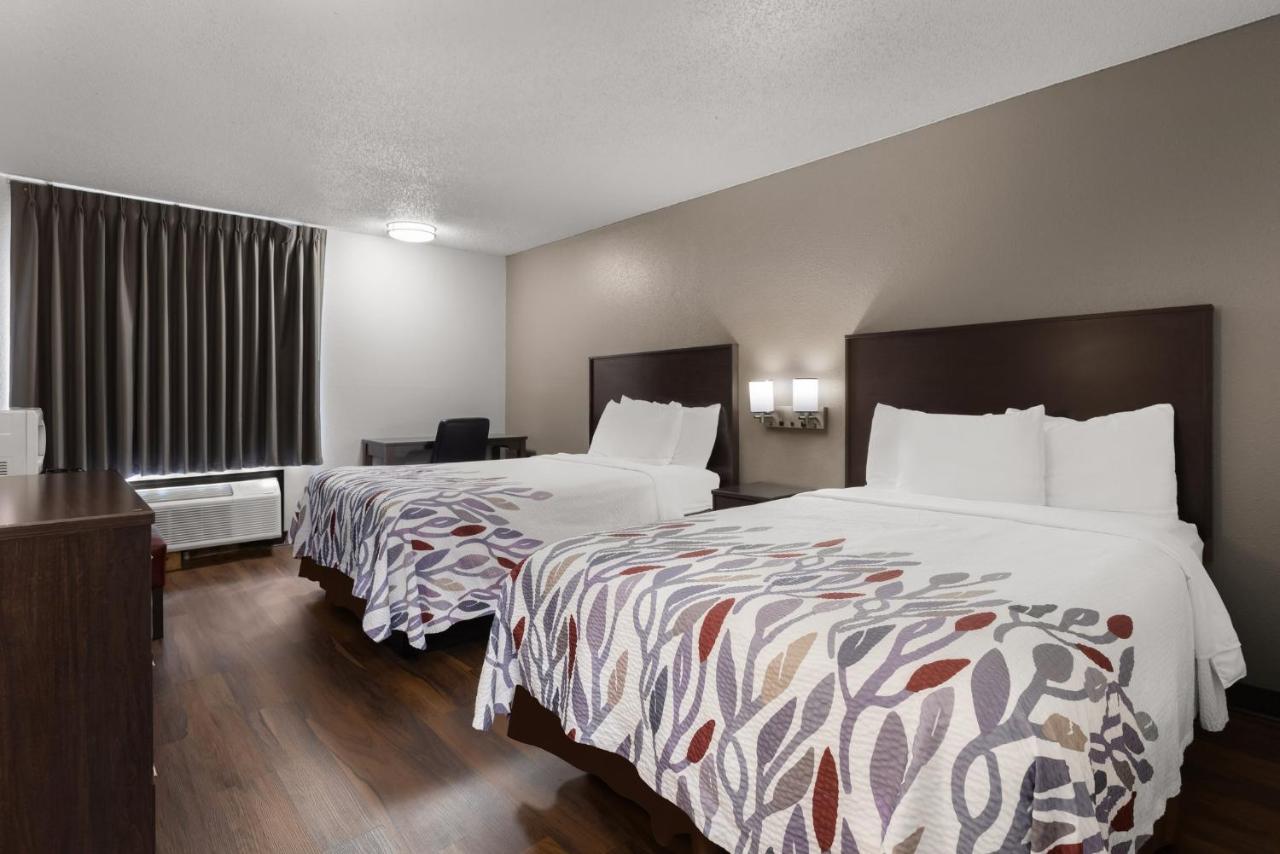Deluxe Double Room with Two Double Beds - Disability Access/Smoking at Red Roof Inn & Suites Savannah Airport