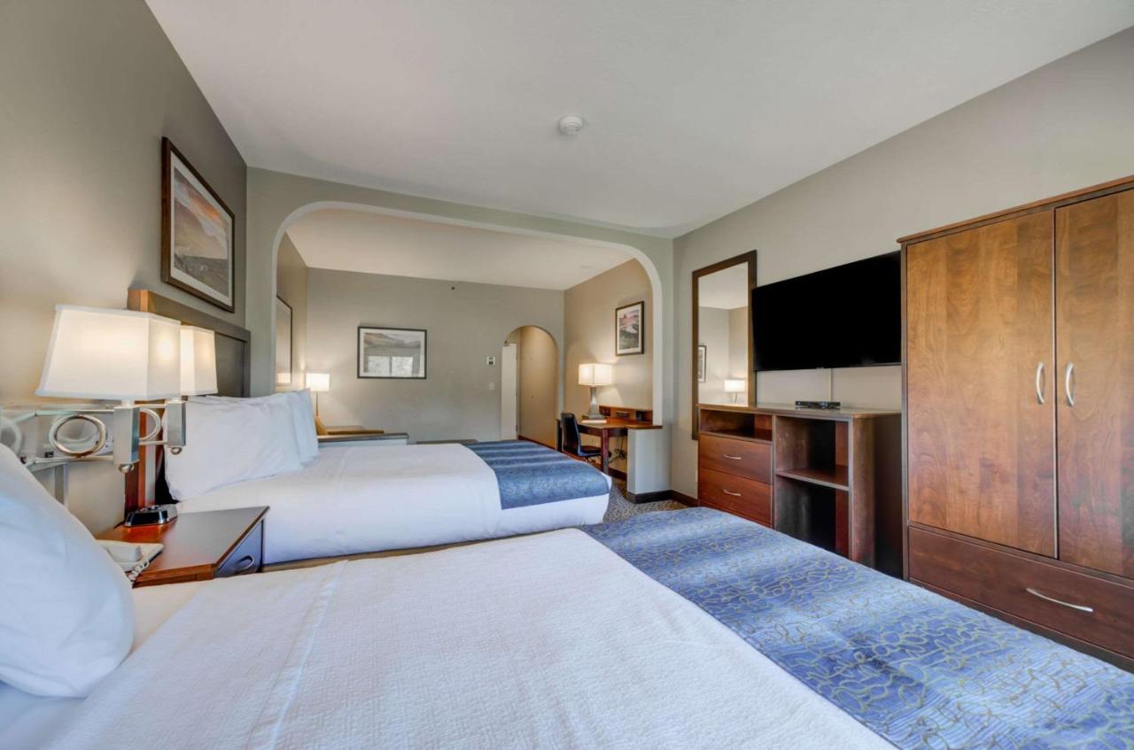 Double Room with Two Double Beds and Balcony - River View/Non-Smoking at Whitefish Riverfront Hotel